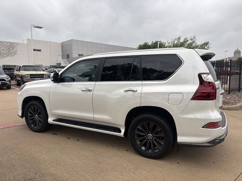 Used 2022 Lexus GX 460 Luxury w/ Sport Design Package image 8