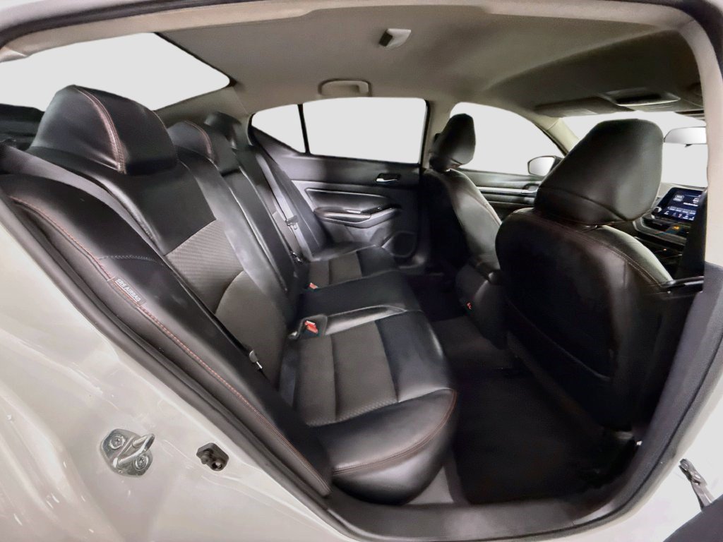 Used 2023 Nissan Altima 2.5 SR FWD image 26