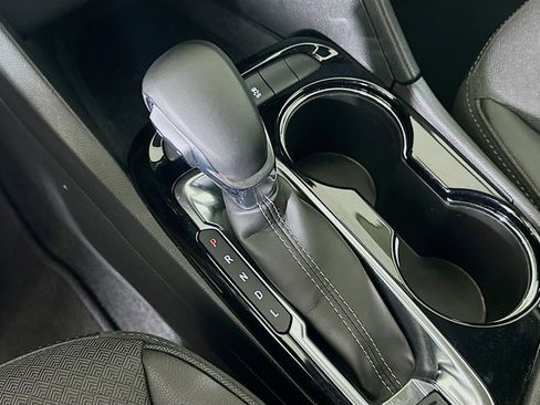 Used 2025 Buick Encore GX Preferred image 24