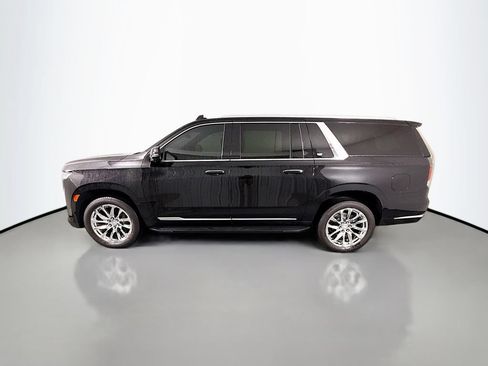 Used 2022 Cadillac Escalade ESV Premium Luxury w/ LPO, Radiant Package AWD/4WD image 4