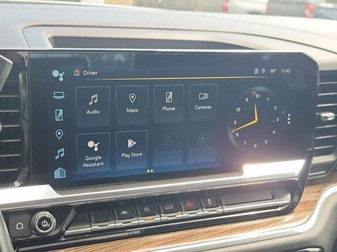 Used 2022 Chevrolet Silverado 1500 LT AWD/4WD image 26