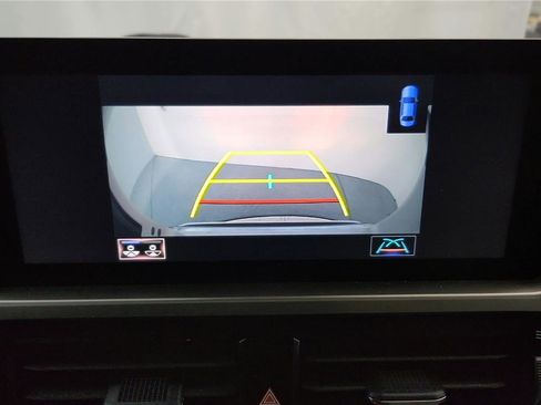 Used 2023 Lexus GX 460 Premium w/ Premium Package image 32