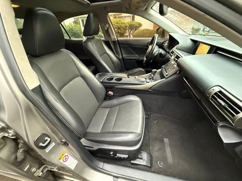 Used 2015 Lexus IS 250 w/ Navigation System Package image 10