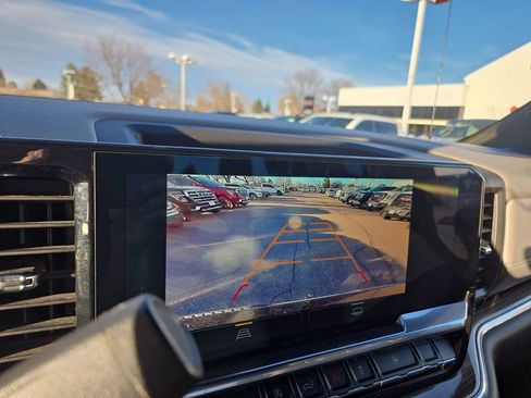 Used 2025 Chevrolet Silverado 1500 LT AWD/4WD image 23