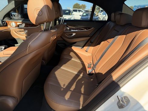 Used 2018 Mercedes-Benz E 300 E 300 image 26