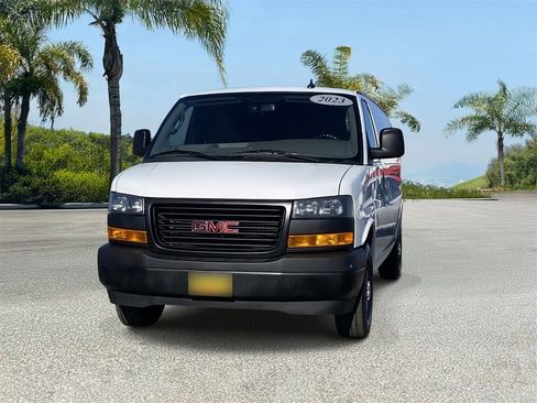 Used 2023 GMC Savana 2500 Extended w/ Driver Convenience Package image 6