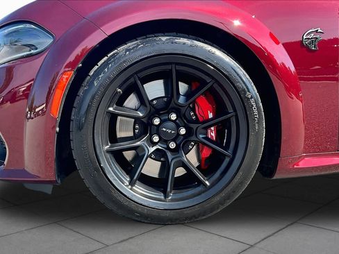 Used 2021 Dodge Charger SRT Hellcat RWD image 10