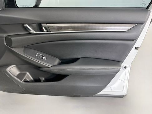 Used 2022 Honda Accord Sport image 36