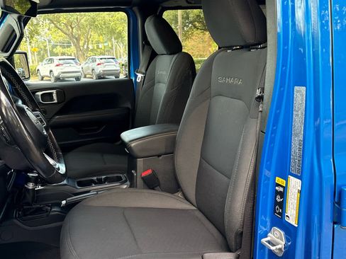 Used 2021 Jeep Wrangler Unlimited Sahara image 6