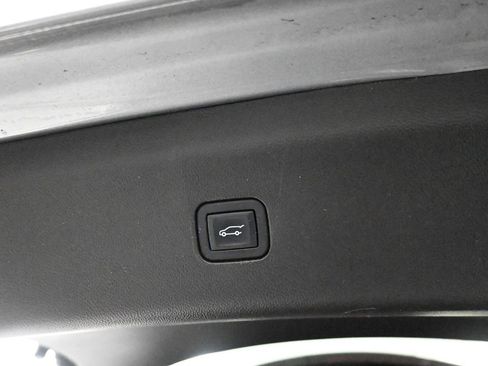 Used 2023 Buick Enclave Premium w/ Experience Buick Package image 26