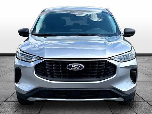 Used 2024 Ford Escape Active w/ Cold Weather Package FWD image 3