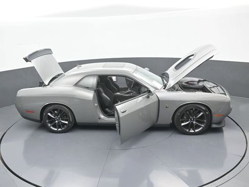 Used 2019 Dodge Challenger R/T Scat Pack w/ Shaker Package image 62