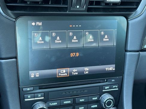 Certified 2018 Porsche 911 GT3 RWD image 21