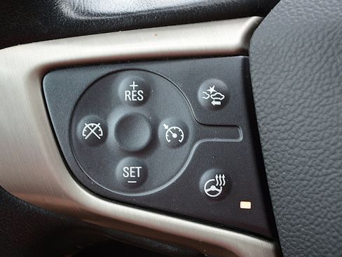 Used 2022 GMC Canyon Denali image 32