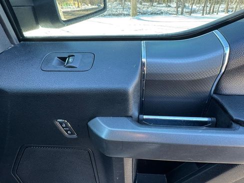 Used 2017 Ford F150 XLT w/ Equipment Group 302A Luxury image 36