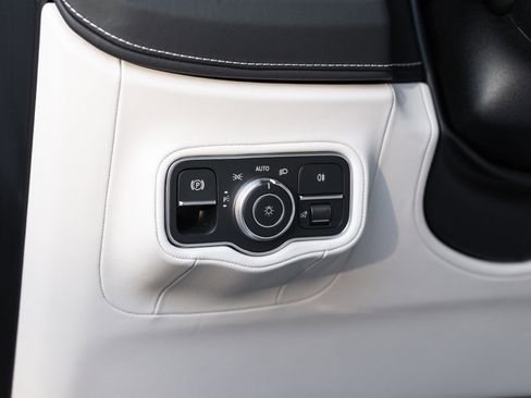 Used 2025 Mercedes-Benz G 63 AMG AMG G 63 image 50