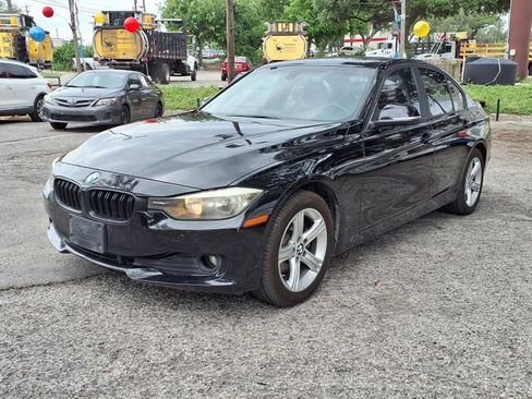 Used 2015 BMW 320i Sedan RWD image 3