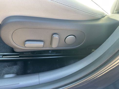 Used 2025 Hyundai Kona SEL image 22