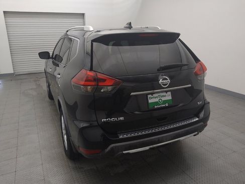Used 2018 Nissan Rogue SV FWD image 6