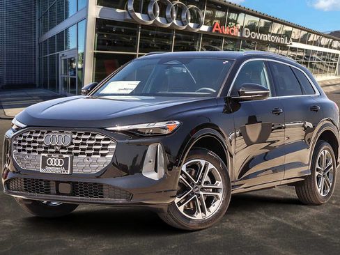 New 2026 Audi Q5 Premium AWD/4WD image 1
