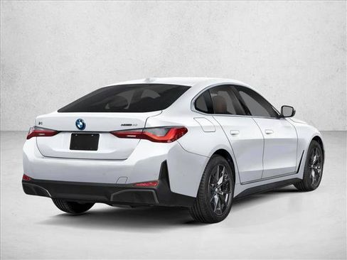 New 2026 BMW i4 eDrive40 RWD image 2
