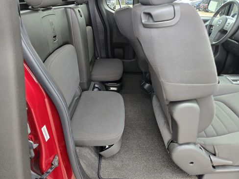 Used 2006 Nissan Frontier XE w/ (G01) XE Preferred Pkg image 20