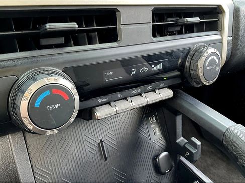 Used 2024 Toyota Tacoma SR5 image 30