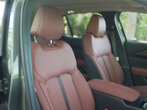 Used 2024 MAZDA CX-50 AWD 2.5 Turbo w/ Cargo Package image 22