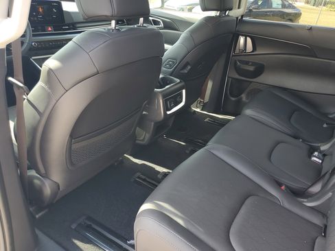 New 2026 Kia Carnival SX w/ SX Dark Edition Package image 28