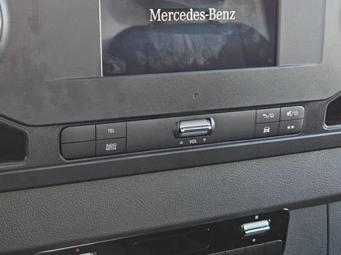 Certified 2023 Mercedes-Benz Sprinter 3500 image 20
