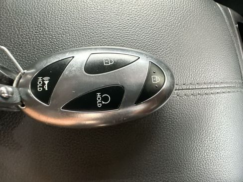 Used 2026 Hyundai Tucson SE FWD image 28