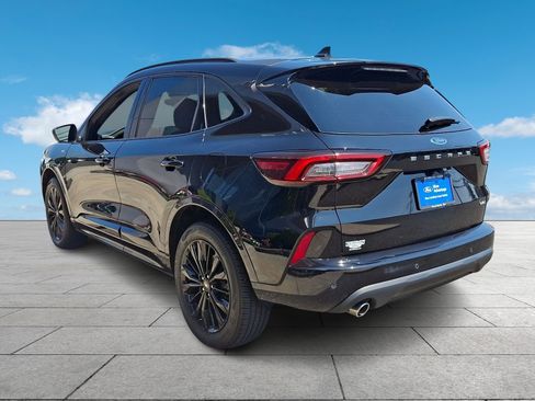 Certified 2023 Ford Escape ST-Line Elite AWD/4WD image 4