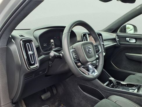 Used 2023 Volvo XC40 Recharge Plus AWD/4WD image 13