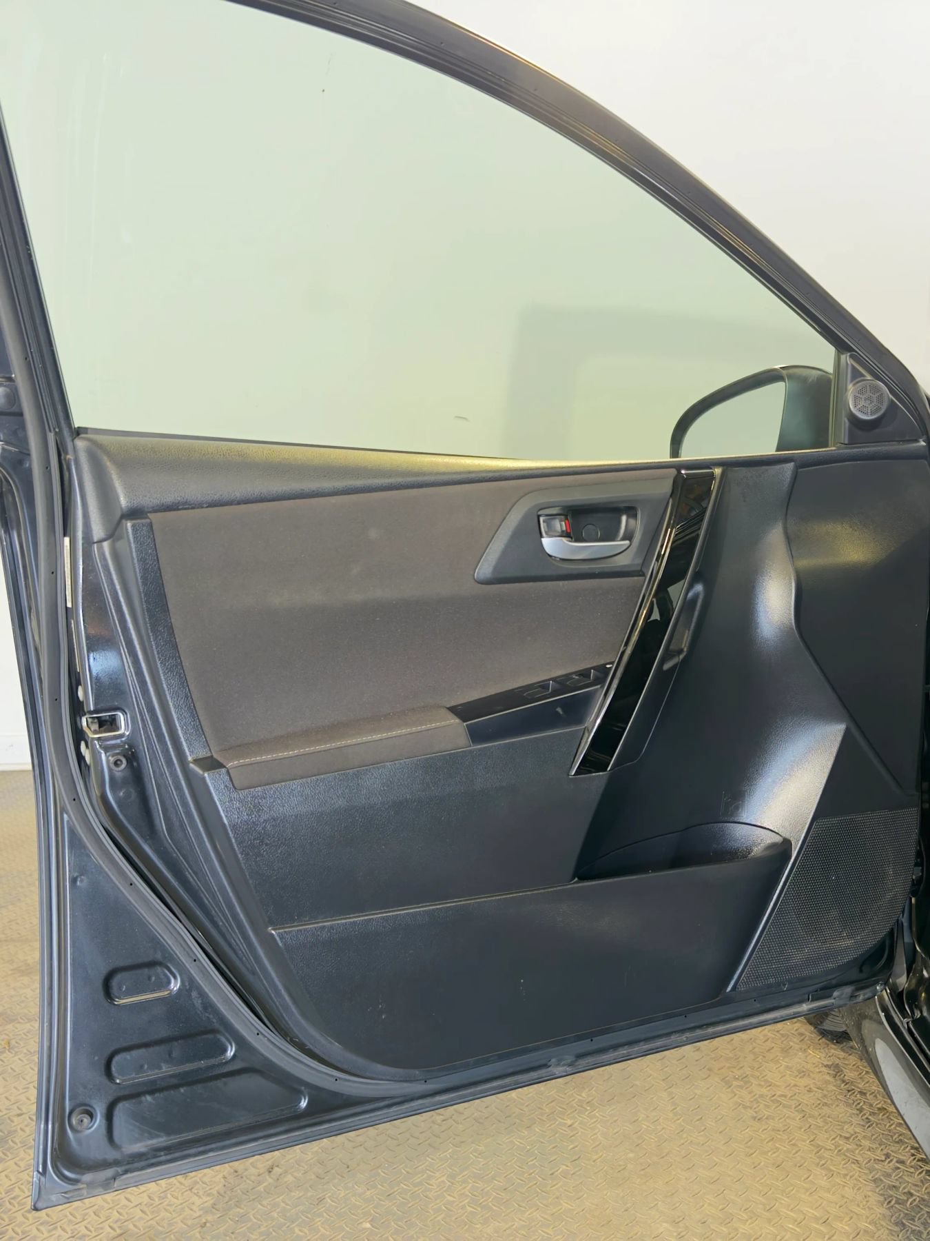Used 2017 Toyota Corolla iM w/ All-Weather Mat Package FWD image 8
