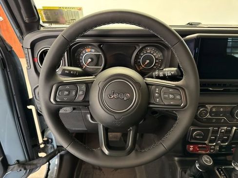 New 2026 Jeep Wrangler Unlimited Rubicon w/ Safety Group image 28