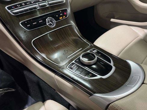 Used 2018 Mercedes-Benz C 300 Sedan image 24