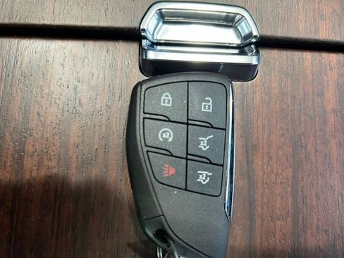 Used 2023 GMC Yukon XL Denali Ultimate AWD/4WD image 26