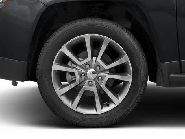 Used 2017 Jeep Compass High Altitude AWD/4WD image 13
