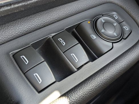 Used 2019 GMC Terrain SLE w/ Driver Convenience Package image 26