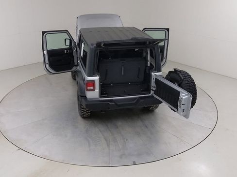 Used 2023 Jeep Wrangler Sport AWD/4WD image 46