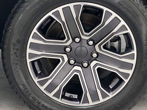 Used 2024 Jeep Wagoneer Series II w/ Flexible Seating Group image 79