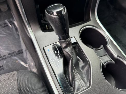 Used 2017 Toyota Camry LE image 26