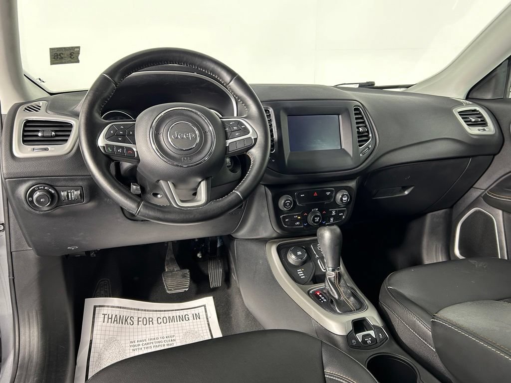 Used 2021 Jeep Compass Latitude w/ Convenience Group AWD/4WD image 16