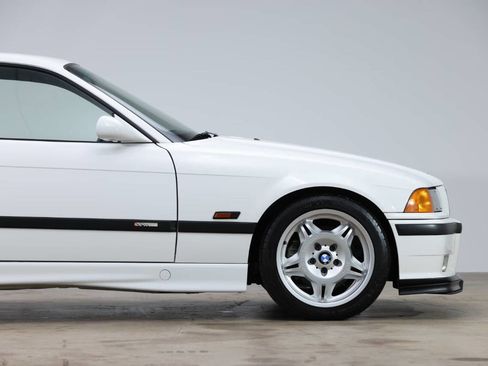 Used 1995 BMW M3 Coupe image 27