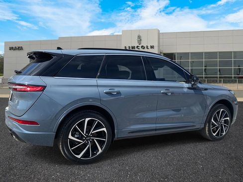 New 2026 Lincoln Corsair Grand Touring image 3