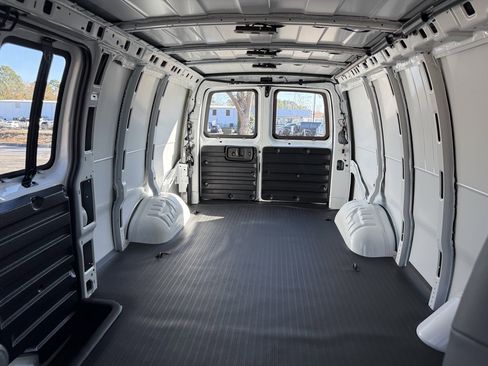 New 2025 Chevrolet Express 2500 Extended w/ Driver Convenience Package image 12