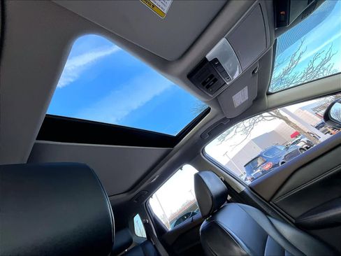 Used 2023 Nissan Rogue SV w/ SV Premium B Package image 22