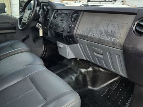 Used 2011 Ford F250 XL w/ XL Value Pkg image 21
