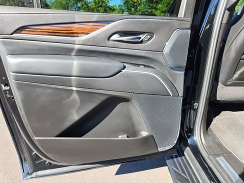 Used 2024 Cadillac Escalade ESV Luxury w/ LPO, Floor Liner Package image 15