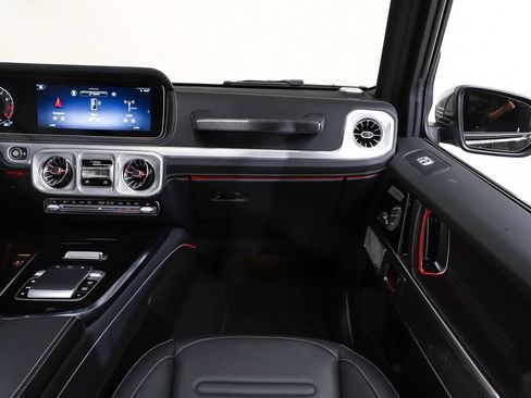 Certified 2025 Mercedes-Benz G 550 image 18
